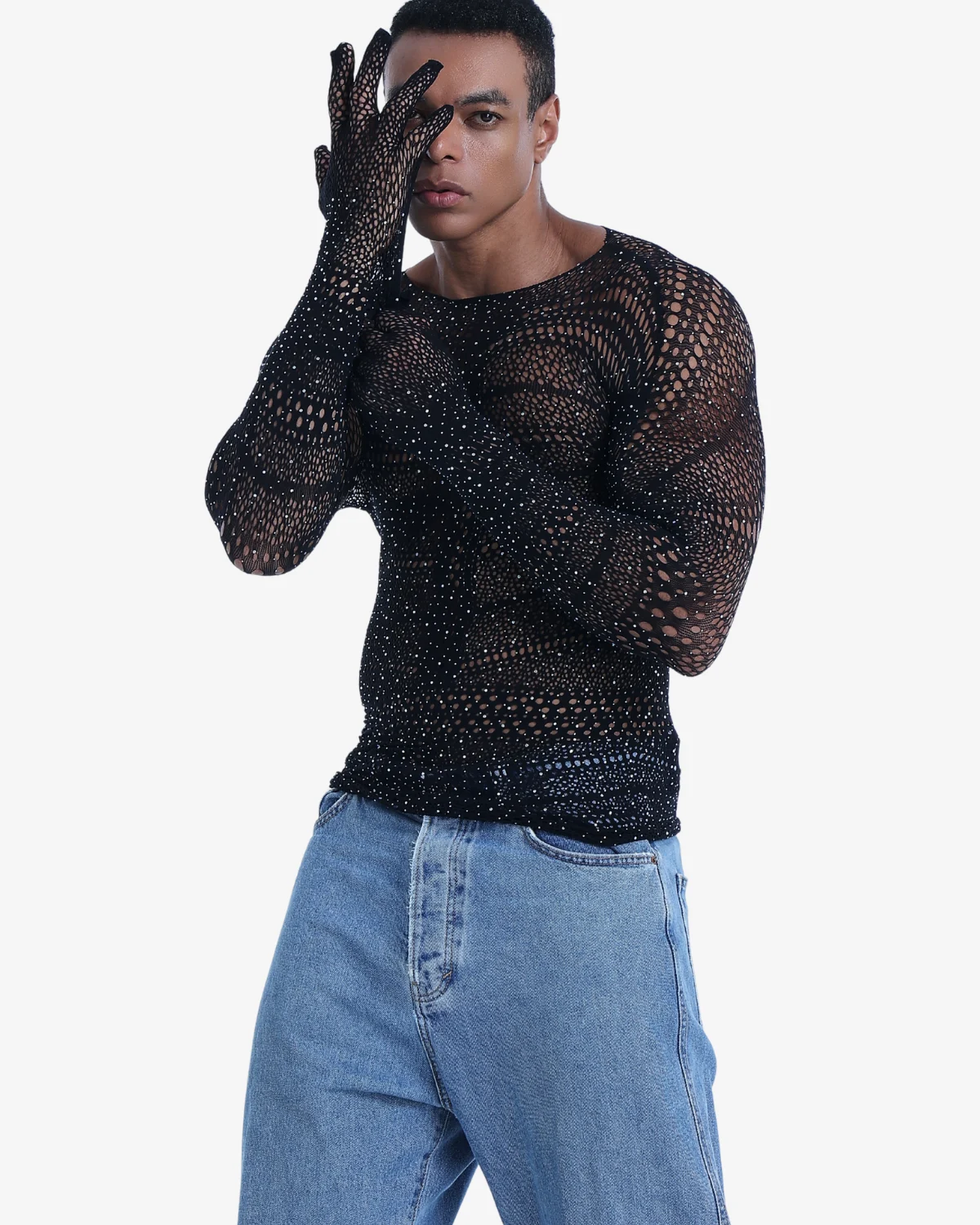 model wearing wholesale men's knit glove top
